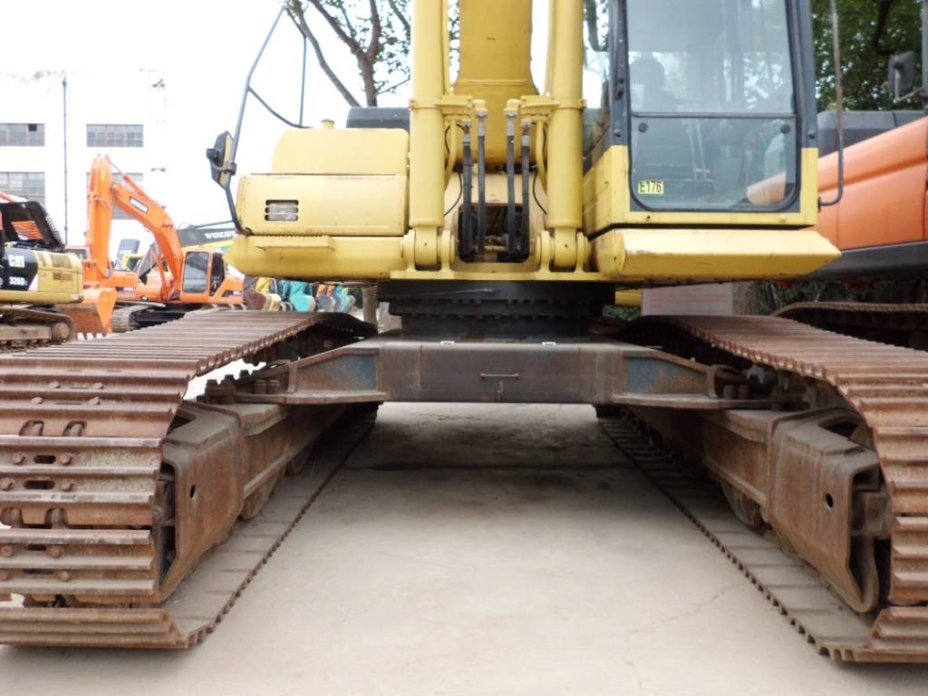 Komatsu PC 450 - Гусеничный экскаватор: фото 3 Komatsu PC 450 - Гусеничный экскаватор: фото 3