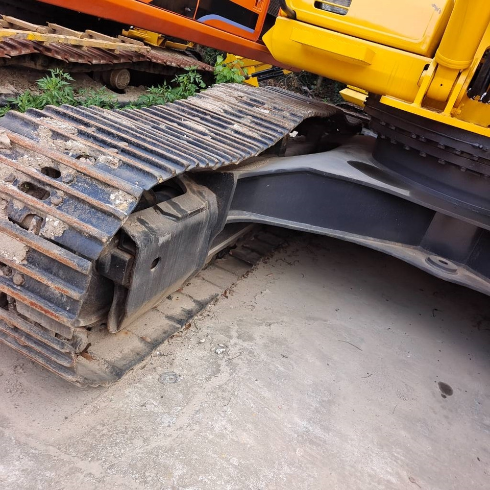 Komatsu PC300 - Гусеничный экскаватор: фото 3 Komatsu PC300 - Гусеничный экскаватор: фото 3