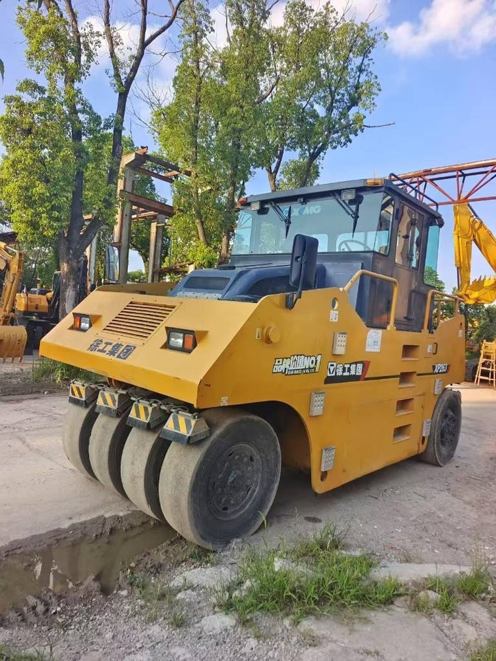 XCMG XP 263 - Пневмоколесный каток: фото 4 XCMG XP 263 - Пневмоколесный каток: фото 4