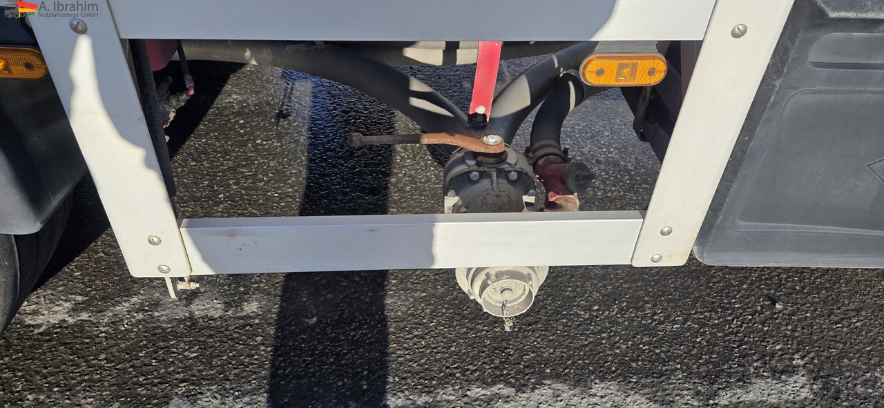 Feldbinder EUT 40.3 Liftachse, Scheibenbremse Topzustand | einsatzbereit - Полуприцеп цистерна для сыпучих грузов: фото 2 Feldbinder EUT 40.3 Liftachse, Scheibenbremse Topzustand | einsatzbereit - Полуприцеп цистерна для сыпучих грузов: фото 2