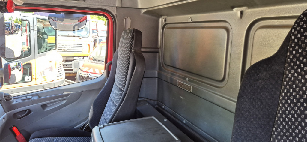 Mercedes-Benz 1829L Staplerhalterung, , Schiebeplane - Тентованный грузовик: фото 5 Mercedes-Benz 1829L Staplerhalterung, , Schiebeplane - Тентованный грузовик: фото 5