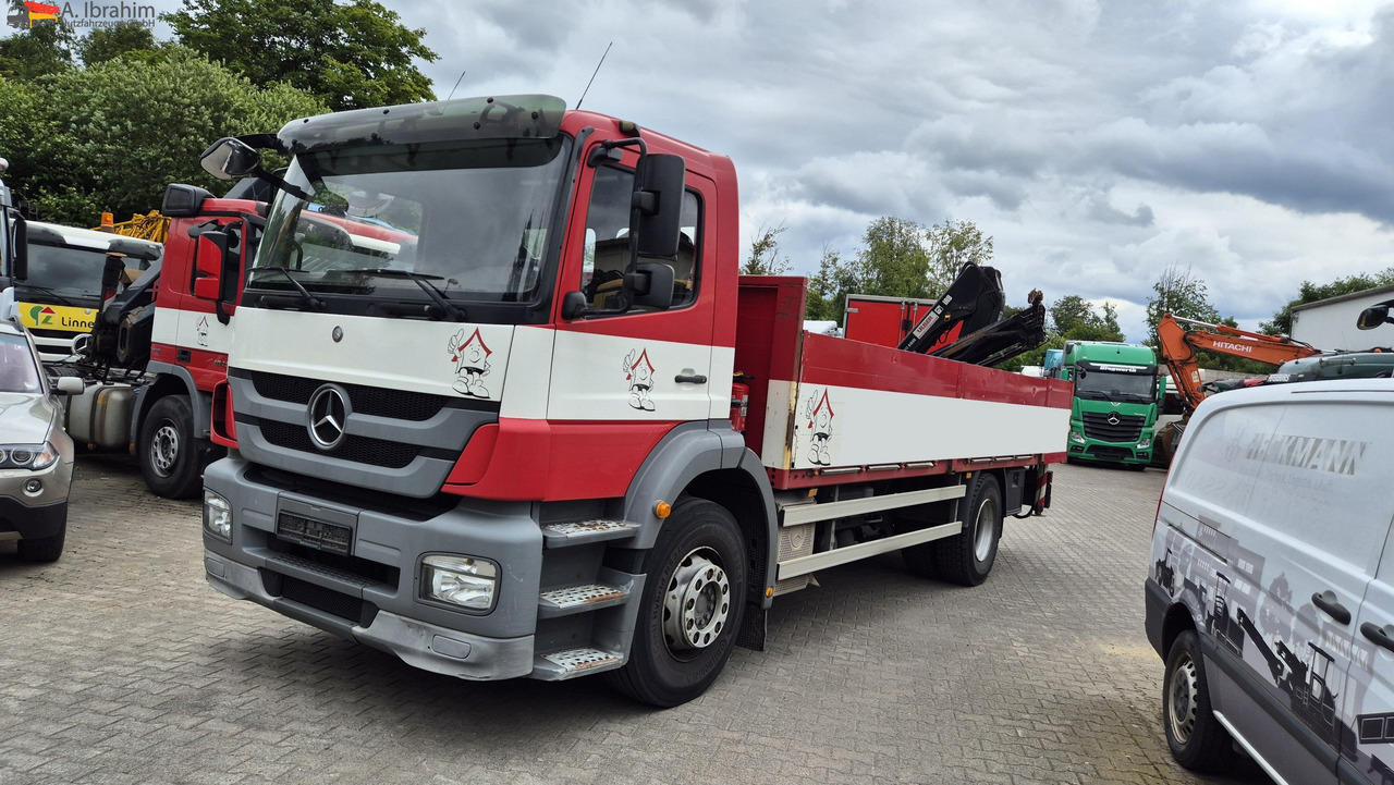 Mercedes-Benz 1829L mit Kran HIAB 111 Hiduo , Funk FB - Грузовик бортовой/ Платформа, Автоманипулятор: фото 1 Mercedes-Benz 1829L mit Kran HIAB 111 Hiduo , Funk FB - Грузовик бортовой/ Платформа, Автоманипулятор: фото 1