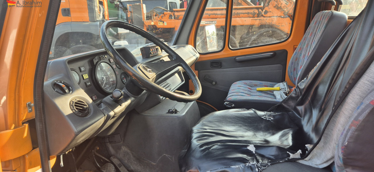 Mercedes-Benz 410D Ruthmann KL 90 Topzustand UVV gültig - Грузовик с подъемником: фото 3 Mercedes-Benz 410D Ruthmann KL 90 Topzustand UVV gültig - Грузовик с подъемником: фото 3