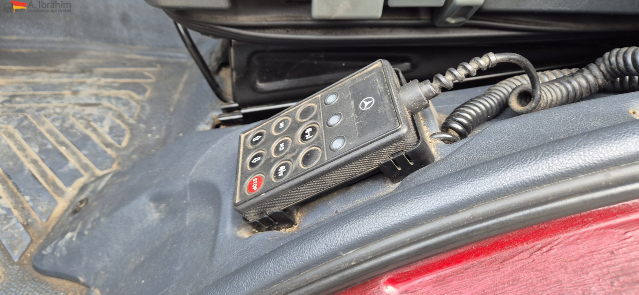 Mercedes-Benz 823 LBW | Radstand 4900 mm | 7.2 m Pritsche Klima | 3 Pedals - Тентованный фургон: фото 5 Mercedes-Benz 823 LBW | Radstand 4900 mm | 7.2 m Pritsche Klima | 3 Pedals - Тентованный фургон: фото 5