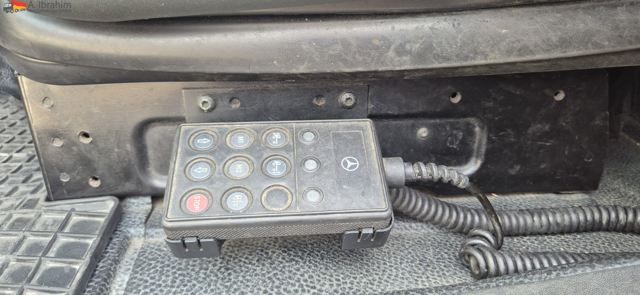 Mercedes-Benz Actros 2536 L 3 Kammern, 19500 L, mp3, Oben Unten Befüllung - Грузовик-цистерна: фото 2 Mercedes-Benz Actros 2536 L 3 Kammern, 19500 L, mp3, Oben Unten Befüllung - Грузовик-цистерна: фото 2