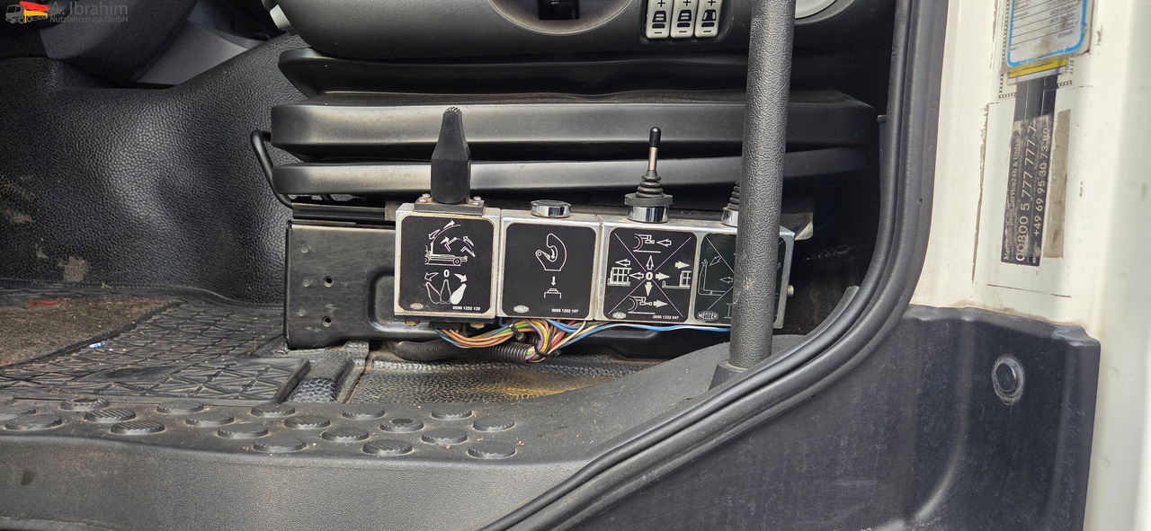 Mercedes-Benz DB 2541 Meiller RK 20.70 Lift-Lenkachse | 6x2 | mp3 - Крюковой мультилифт: фото 2 Mercedes-Benz DB 2541 Meiller RK 20.70 Lift-Lenkachse | 6x2 | mp3 - Крюковой мультилифт: фото 2