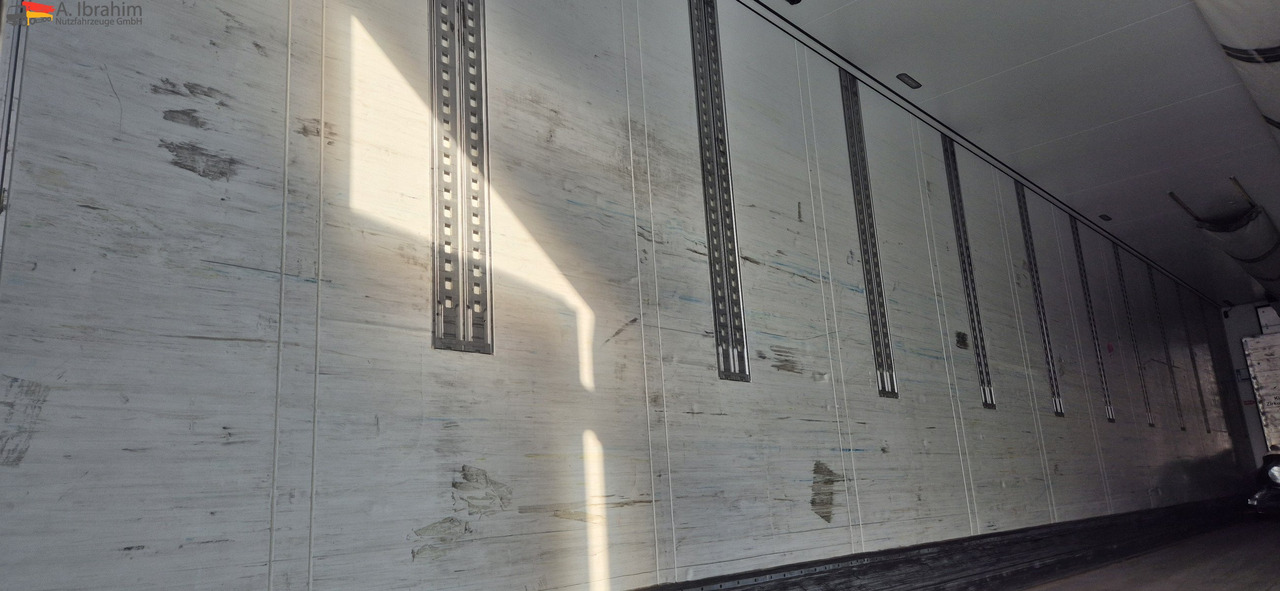 Schmitz SKO24 Carrier Vector 1550 reparierter Schaden Stütze links - Полуприцеп-рефрижератор: фото 4 Schmitz SKO24 Carrier Vector 1550 reparierter Schaden Stütze links - Полуприцеп-рефрижератор: фото 4