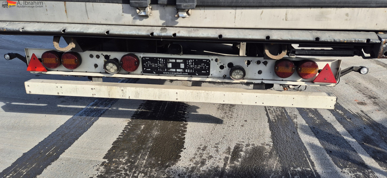 Schmitz SKO24 Carrier Vector 1550 reparierter Schaden Stütze links - Полуприцеп-рефрижератор: фото 3 Schmitz SKO24 Carrier Vector 1550 reparierter Schaden Stütze links - Полуприцеп-рефрижератор: фото 3