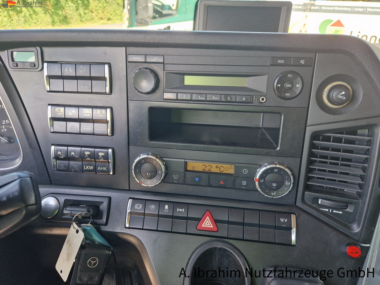 Mercedes-Benz 1845 Retarder, Klima, Navi Schneeketten, Euro 5 - Тягач: фото 3 Mercedes-Benz 1845 Retarder, Klima, Navi Schneeketten, Euro 5 - Тягач: фото 3