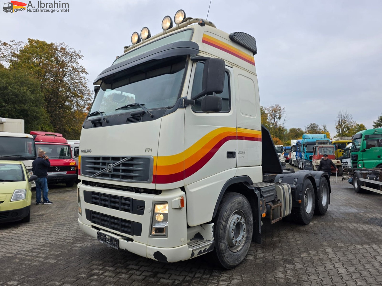 Volvo FH 520 | 6x4 | V8 | Kipphydraulik | Blatt Blatt | Schaltgetriebe | Klima | Trommelbremse | 3 Pedals - Тягач: фото 1 Volvo FH 520 | 6x4 | V8 | Kipphydraulik | Blatt Blatt | Schaltgetriebe | Klima | Trommelbremse | 3 Pedals - Тягач: фото 1