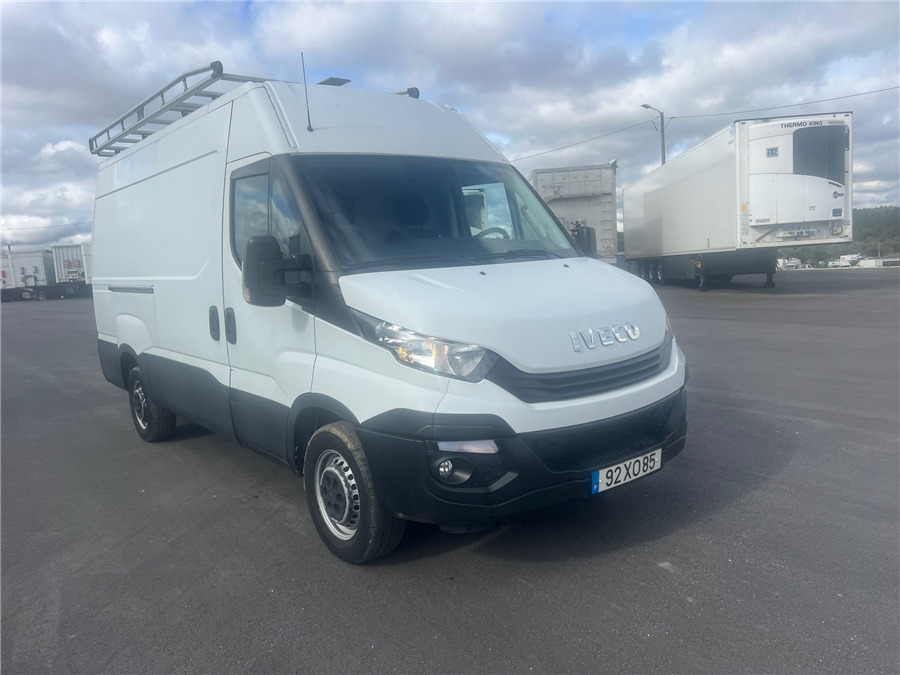 Iveco 35S16 - Цельнометаллический фургон: фото 1 Iveco 35S16 - Цельнометаллический фургон: фото 1