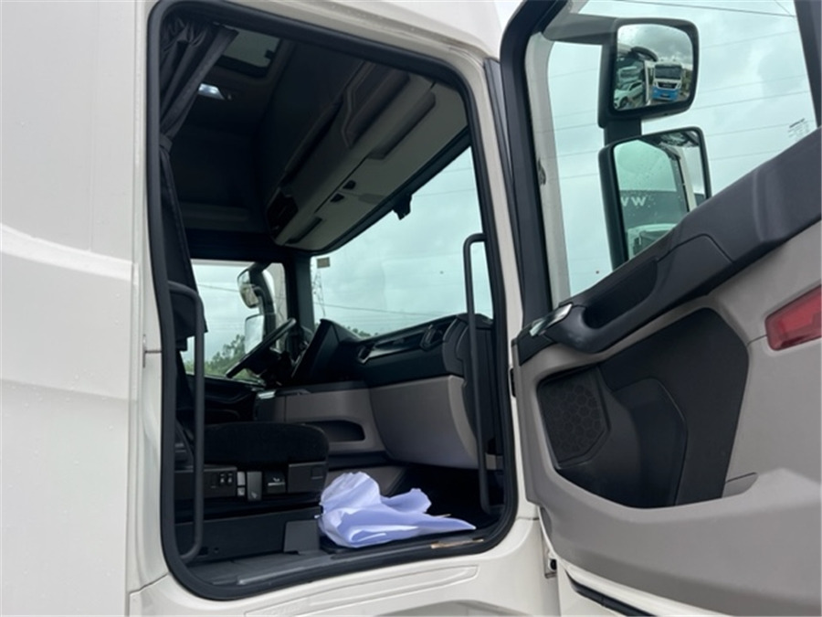 Тягач Scania R500: фото 9