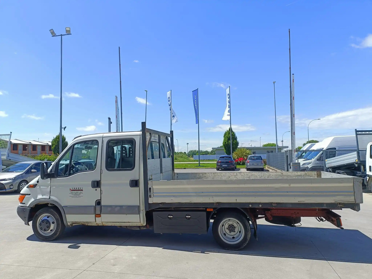 IVECO DAILY 35C11 - Малотоннажный бортовой грузовик: фото 3 IVECO DAILY 35C11 - Малотоннажный бортовой грузовик: фото 3