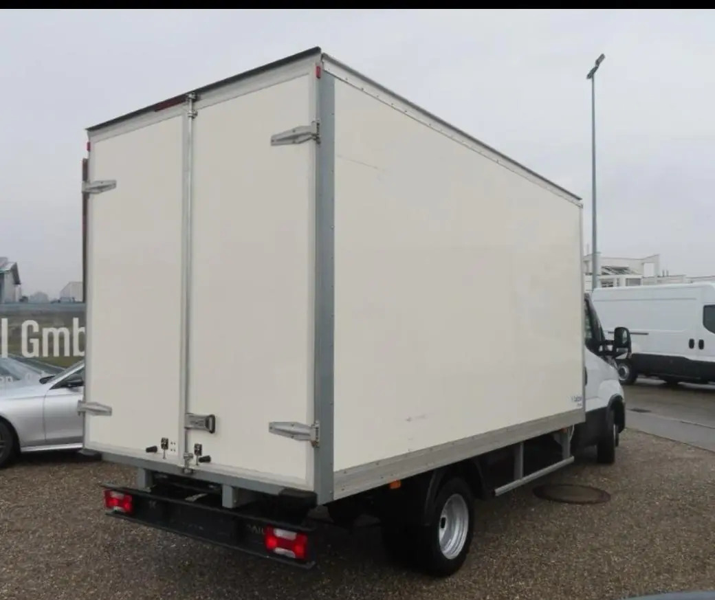 IVECO DAILY 35C16 - Фургон с закрытым кузовом: фото 4 IVECO DAILY 35C16 - Фургон с закрытым кузовом: фото 4