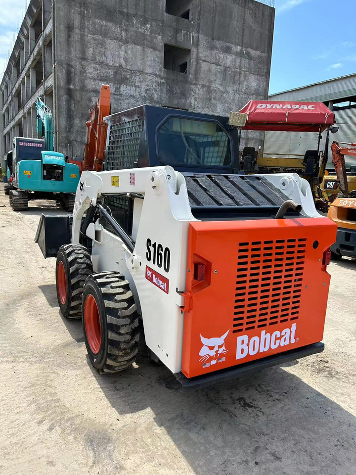 Bobcat S160 - Мини-погрузчик с бортовым поворотом: фото 3 Bobcat S160 - Мини-погрузчик с бортовым поворотом: фото 3