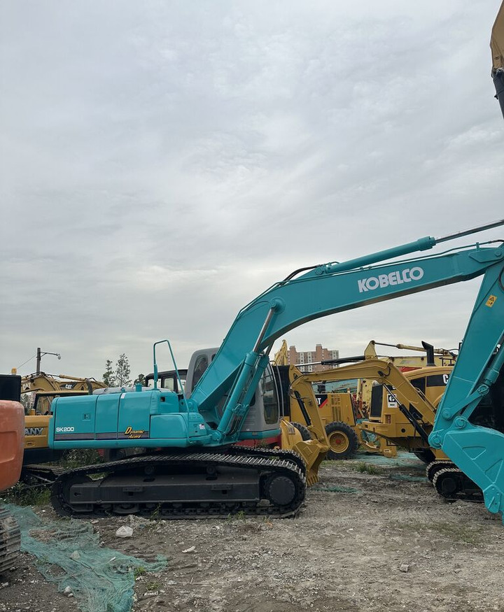 Kobelco SK200 - Гусеничный экскаватор: фото 5 Kobelco SK200 - Гусеничный экскаватор: фото 5