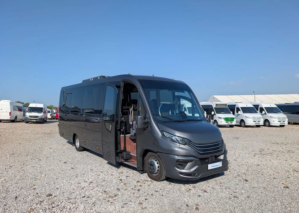 Iveco Daily 70C21 - Микроавтобус, Пассажирский фургон: фото 1 Iveco Daily 70C21 - Микроавтобус, Пассажирский фургон: фото 1