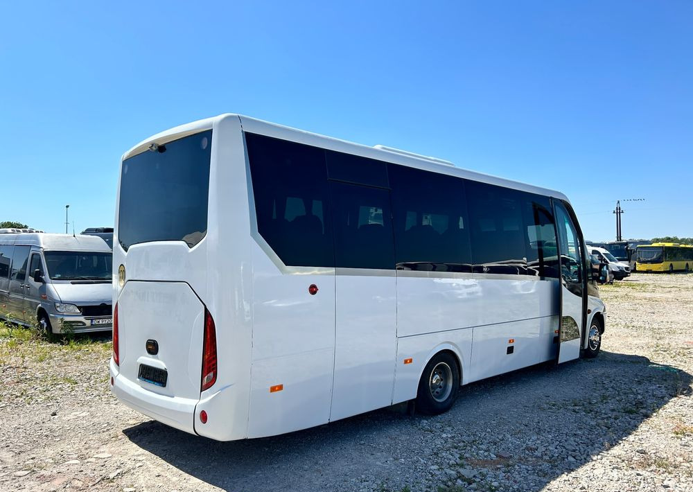 Iveco Daily - Микроавтобус, Пассажирский фургон: фото 4 Iveco Daily - Микроавтобус, Пассажирский фургон: фото 4