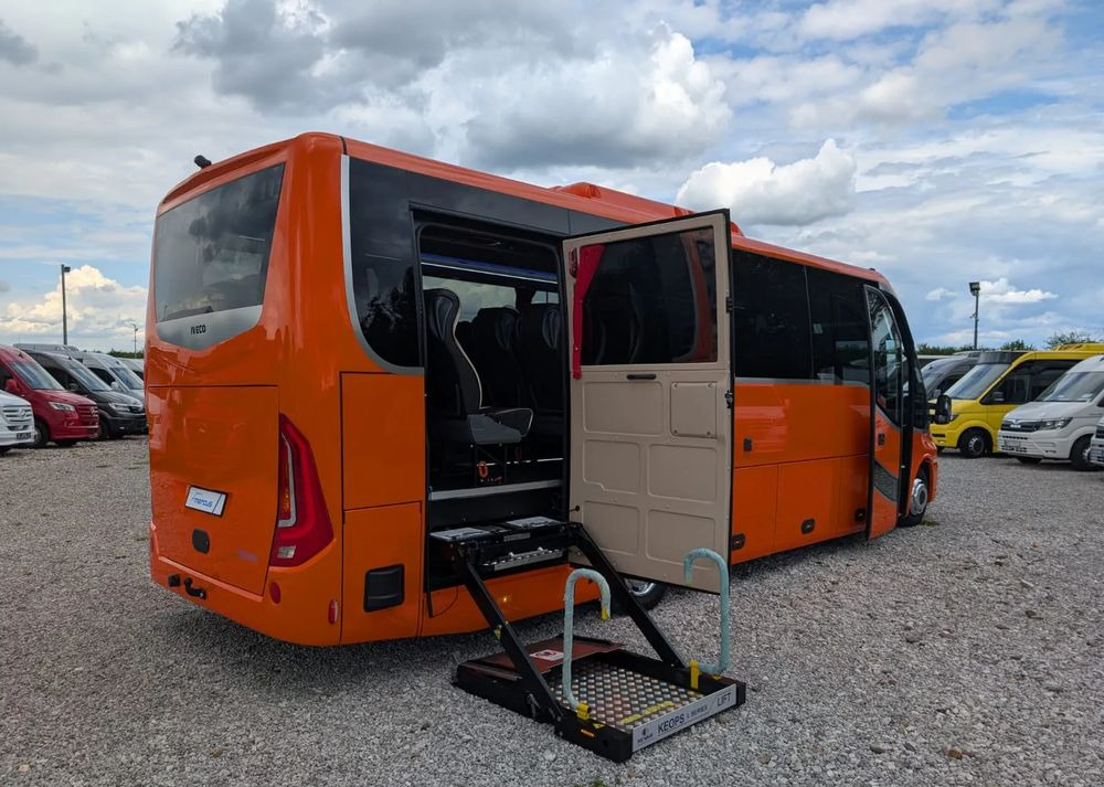 Iveco Daily - Туристический автобус: фото 1 Iveco Daily - Туристический автобус: фото 1