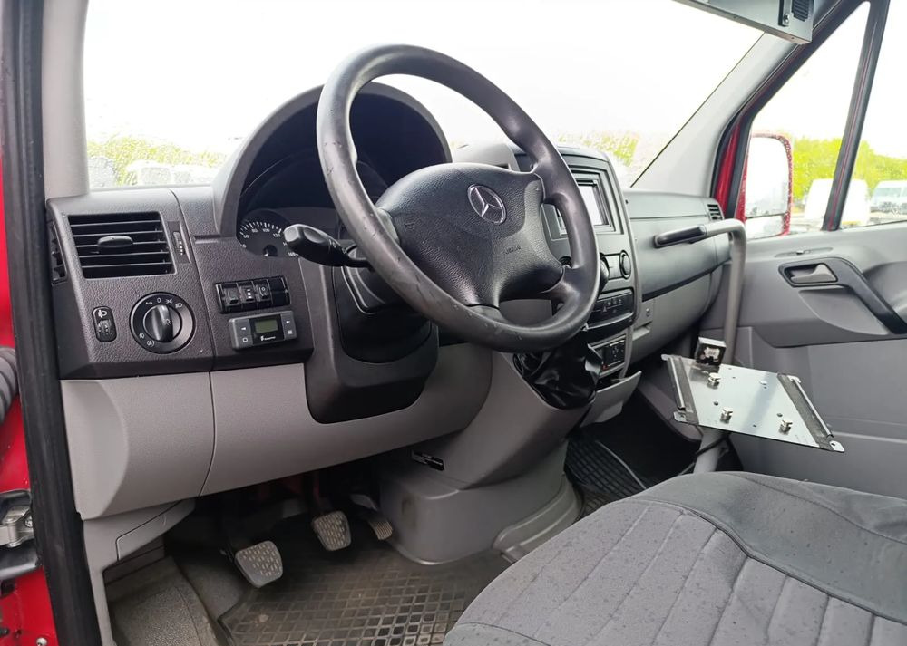 Микроавтобус, Пассажирский фургон Mercedes-Benz Sprinter 516: фото 16 Микроавтобус, Пассажирский фургон Mercedes-Benz Sprinter 516: фото 16