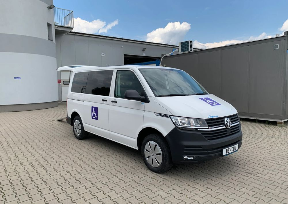 Volkswagen Transporter - Микроавтобус, Пассажирский фургон: фото 1 Volkswagen Transporter - Микроавтобус, Пассажирский фургон: фото 1