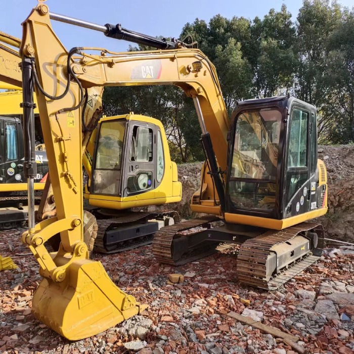 CATERPILLAR 307D - Гусеничный экскаватор: фото 2 CATERPILLAR 307D - Гусеничный экскаватор: фото 2