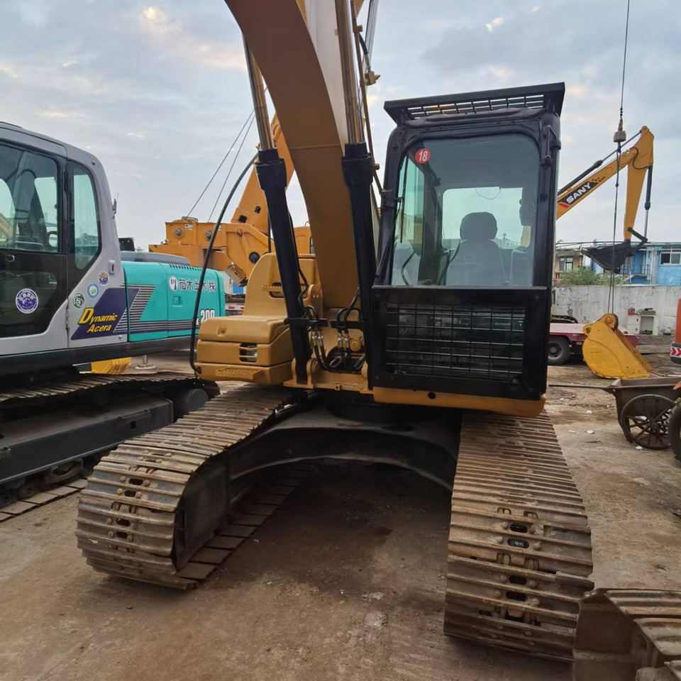 CATERPILLAR 315D - Гусеничный экскаватор: фото 4 CATERPILLAR 315D - Гусеничный экскаватор: фото 4