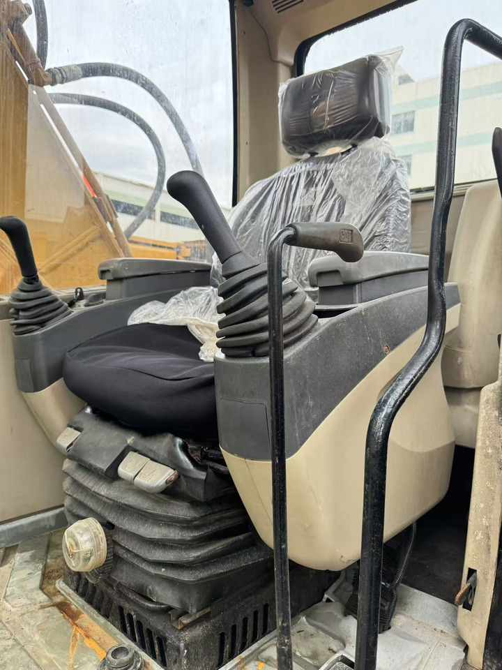 Гусеничный экскаватор CATERPILLAR 320C: фото 6 Гусеничный экскаватор CATERPILLAR 320C: фото 6