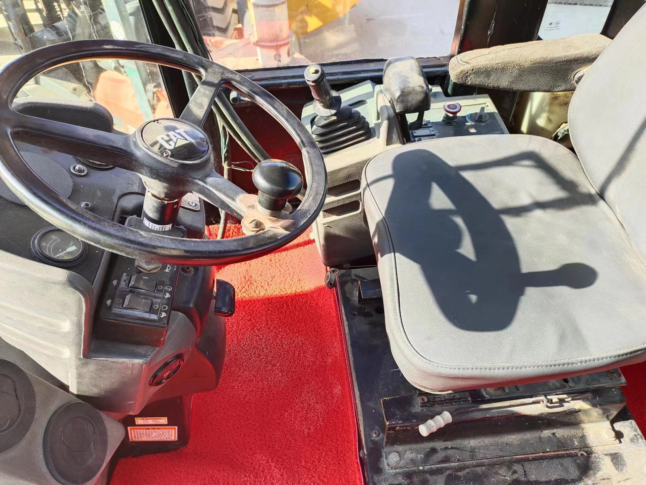 Компактор CATERPILLAR CS683E: фото 6 Компактор CATERPILLAR CS683E: фото 6