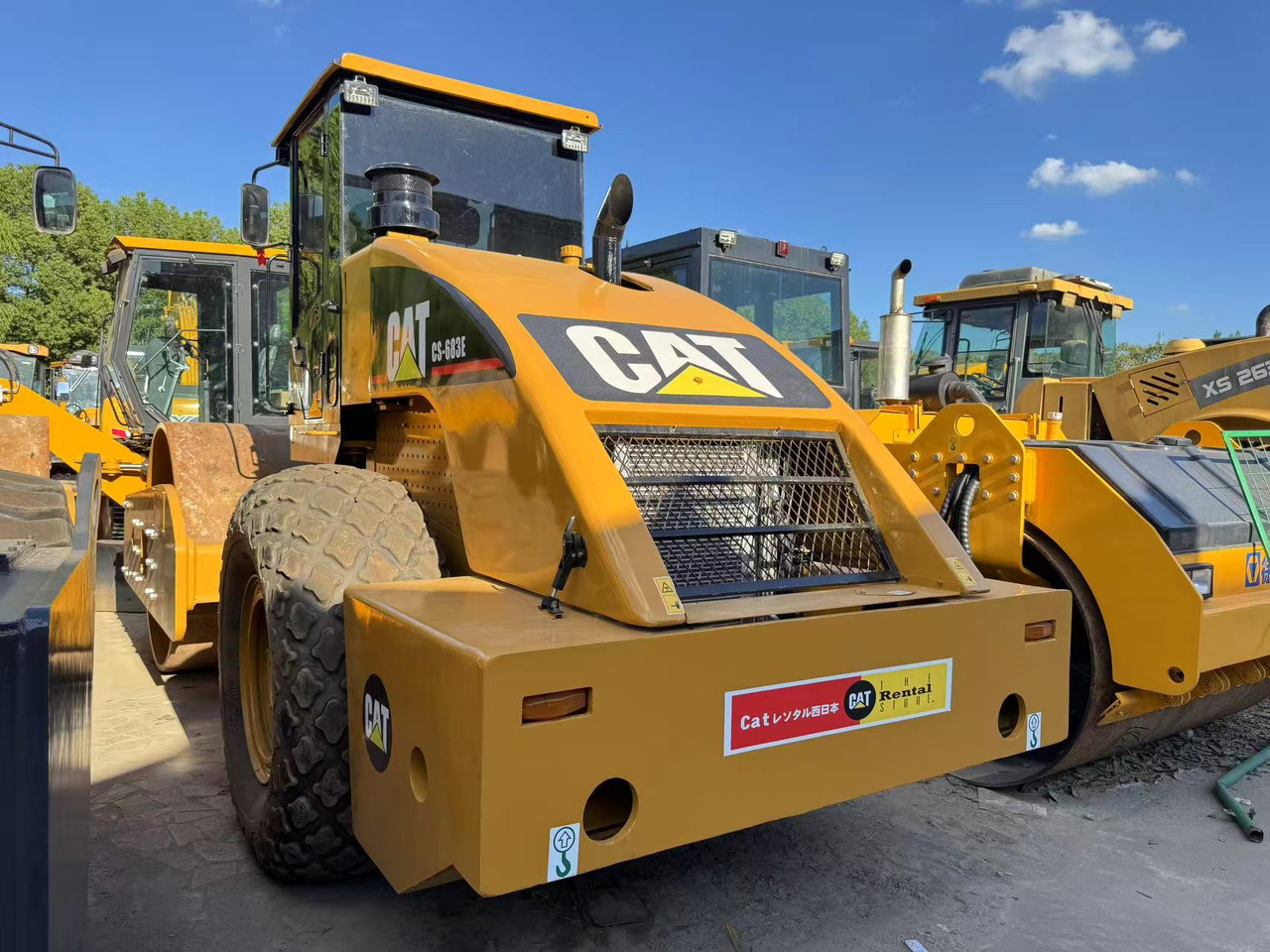 CATERPILLAR CS683E - Дорожный каток: фото 2 CATERPILLAR CS683E - Дорожный каток: фото 2