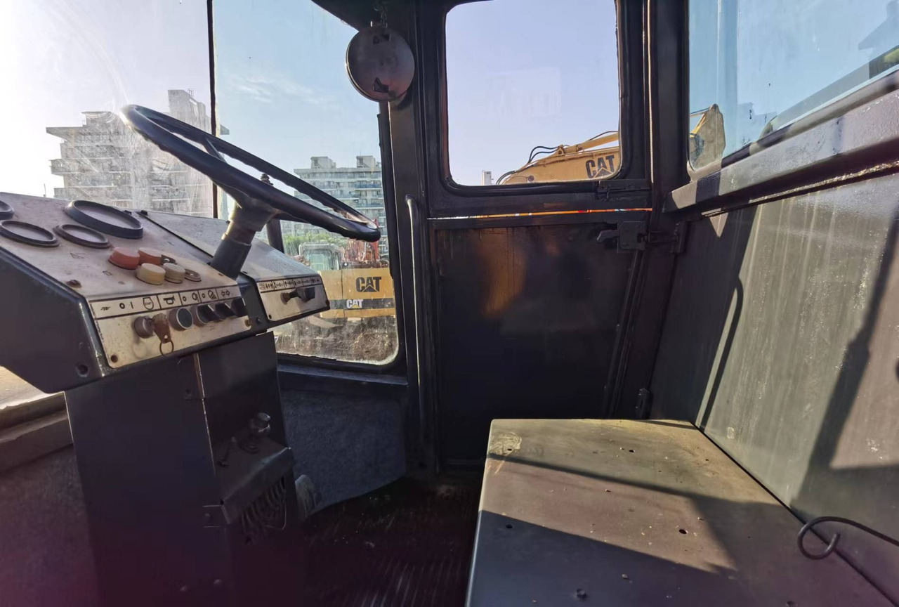 DYNAPAC CA30D - Компактор: фото 3 DYNAPAC CA30D - Компактор: фото 3