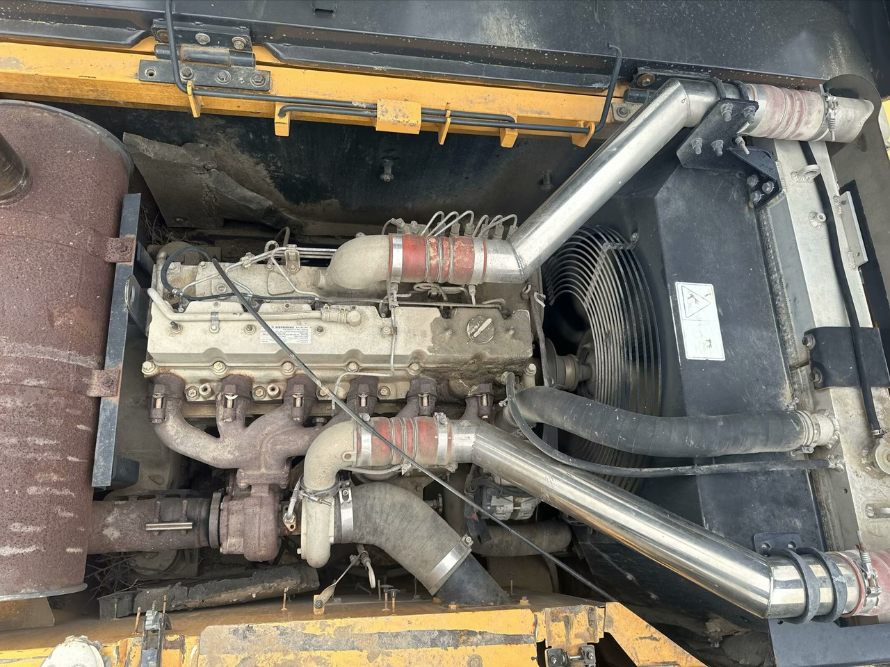 Гусеничный экскаватор HYUNDAI R305LC-9T: фото 6