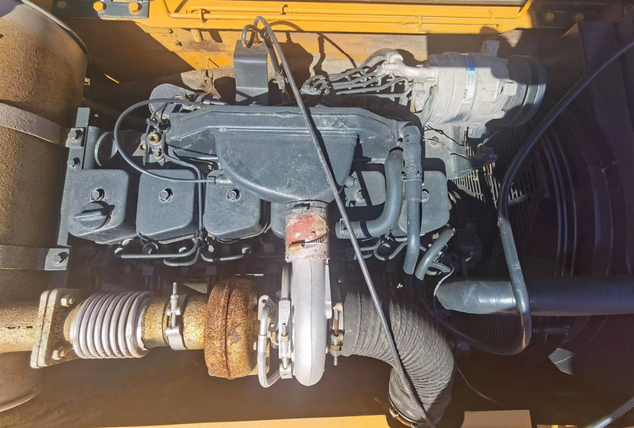 HYUNDAI ROBEX 210W-9 - Колёсный экскаватор: фото 4 HYUNDAI ROBEX 210W-9 - Колёсный экскаватор: фото 4