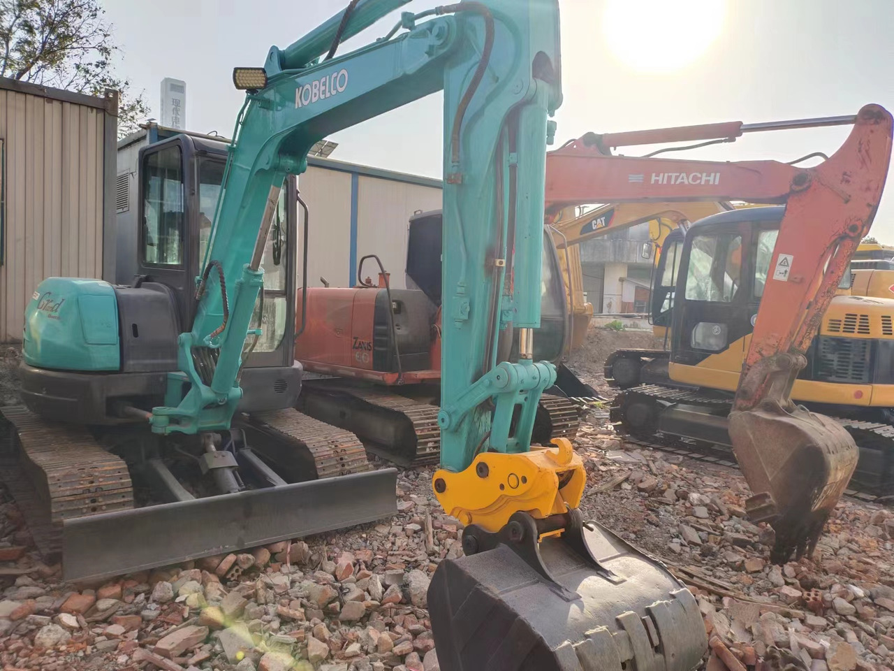 KOBELCO SK55SR - Мини-экскаватор: фото 2 KOBELCO SK55SR - Мини-экскаватор: фото 2
