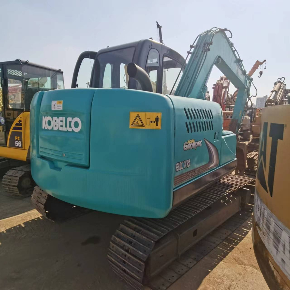 KOBELCO SK75 - Мини-экскаватор: фото 1 KOBELCO SK75 - Мини-экскаватор: фото 1