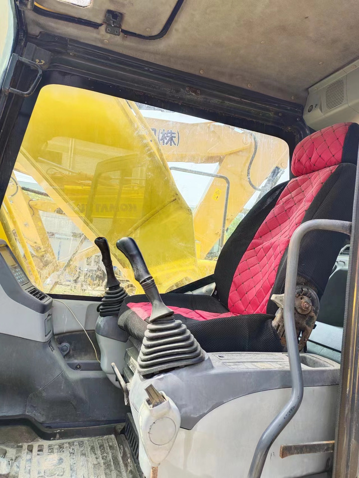 KOMATSU PC200-7 - Гусеничный экскаватор: фото 4 KOMATSU PC200-7 - Гусеничный экскаватор: фото 4