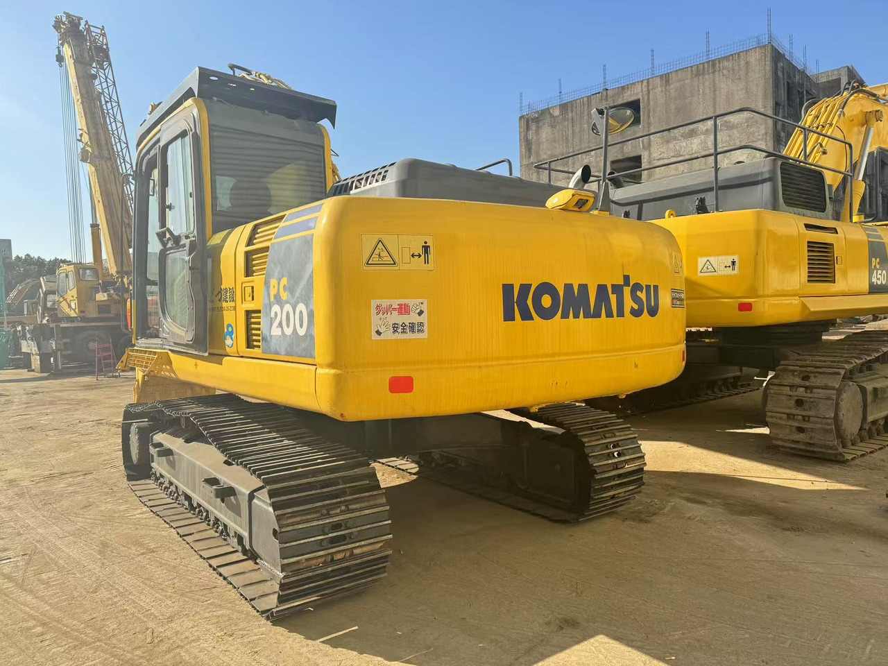 KOMATSU PC200-8 - Гусеничный экскаватор: фото 4 KOMATSU PC200-8 - Гусеничный экскаватор: фото 4