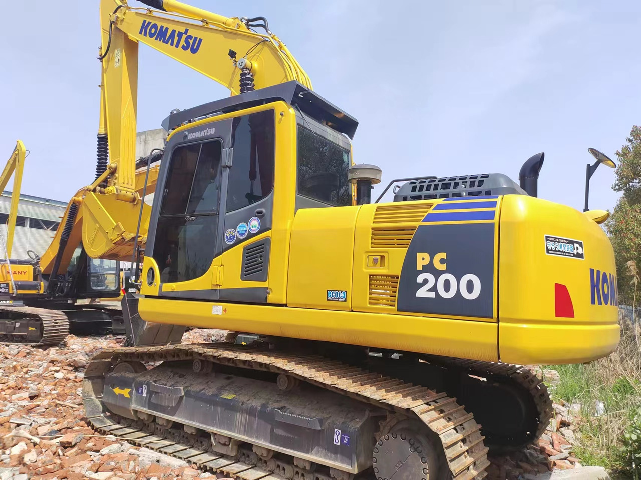 KOMATSU PC200-8 - Гусеничный экскаватор: фото 1 KOMATSU PC200-8 - Гусеничный экскаватор: фото 1