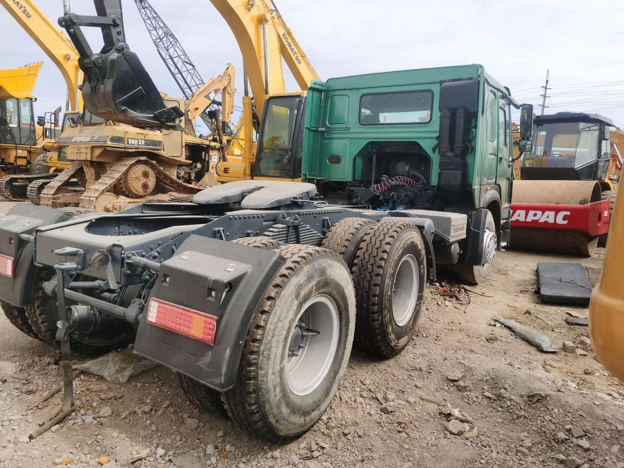 HOWO truck - Тягач: фото 4 HOWO truck - Тягач: фото 4