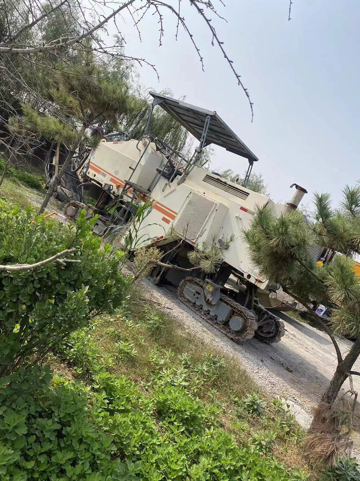 WIRTGEN 1900 - Дорожная фреза: фото 2 WIRTGEN 1900 - Дорожная фреза: фото 2