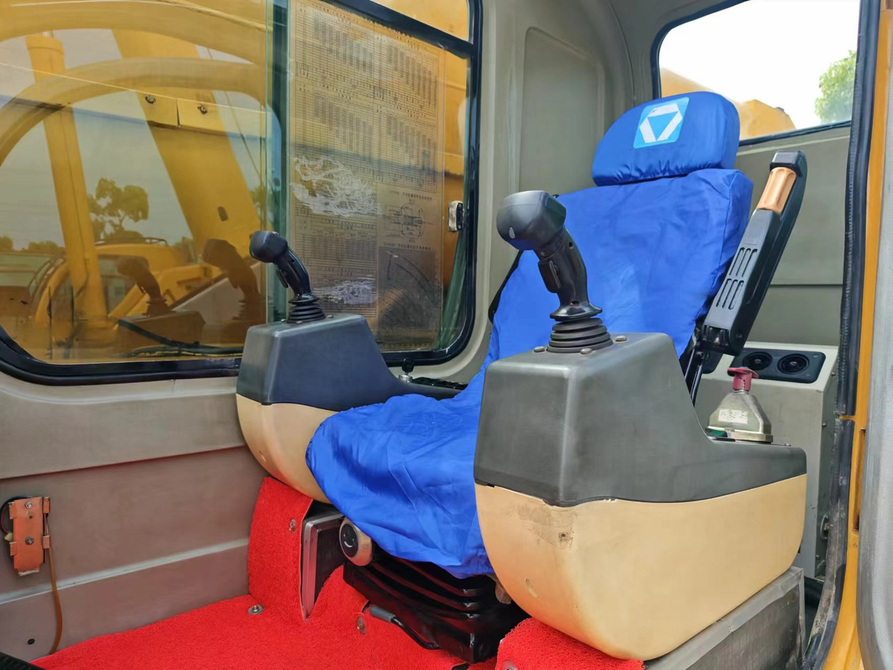 XCMG QY100K QY100 QY50 QY70 - Мобильный кран: фото 4 XCMG QY100K QY100 QY50 QY70 - Мобильный кран: фото 4