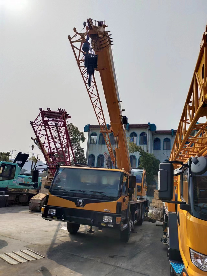 XCMG QY25K - Мобильный кран: фото 3 XCMG QY25K - Мобильный кран: фото 3