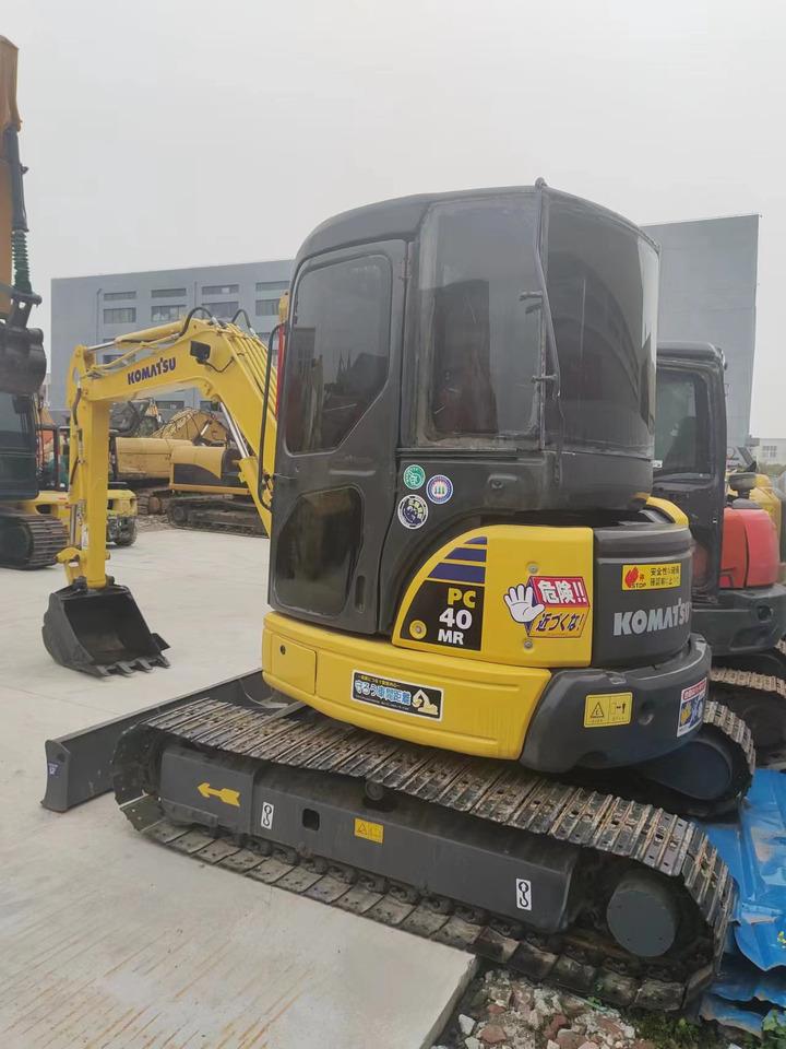 Komatsu pc40 - Мини-экскаватор: фото 3 Komatsu pc40 - Мини-экскаватор: фото 3