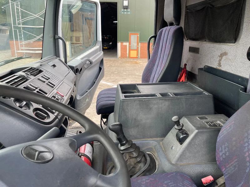 Грузовик с закрытым кузовом Mercedes-Benz Atego 1017 Box Truck: фото 11 Грузовик с закрытым кузовом Mercedes-Benz Atego 1017 Box Truck: фото 11