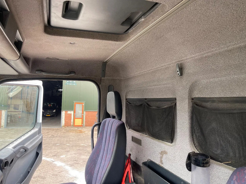 Грузовик с закрытым кузовом Mercedes-Benz Atego 1017 Box Truck: фото 12 Грузовик с закрытым кузовом Mercedes-Benz Atego 1017 Box Truck: фото 12