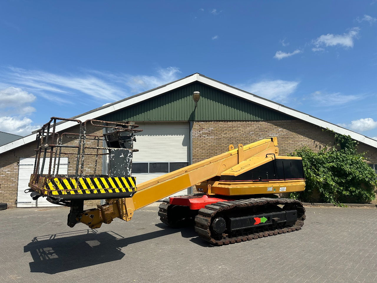 Aichi RZ150 - Телескопический подъемник: фото 1 Aichi RZ150 - Телескопический подъемник: фото 1