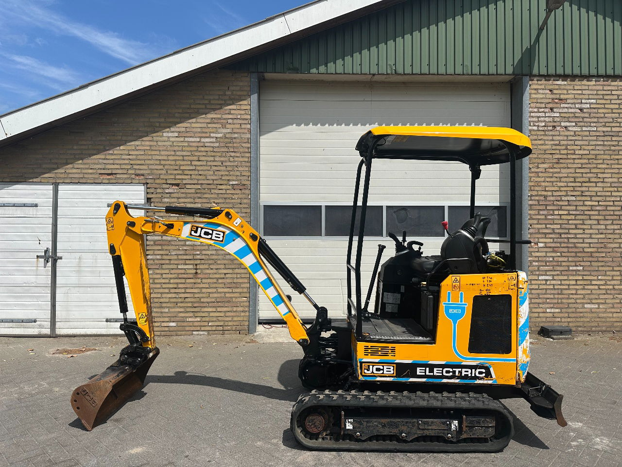 JCB 19c-1 E 100 elektrisch - Мини-экскаватор: фото 3 JCB 19c-1 E 100 elektrisch - Мини-экскаватор: фото 3