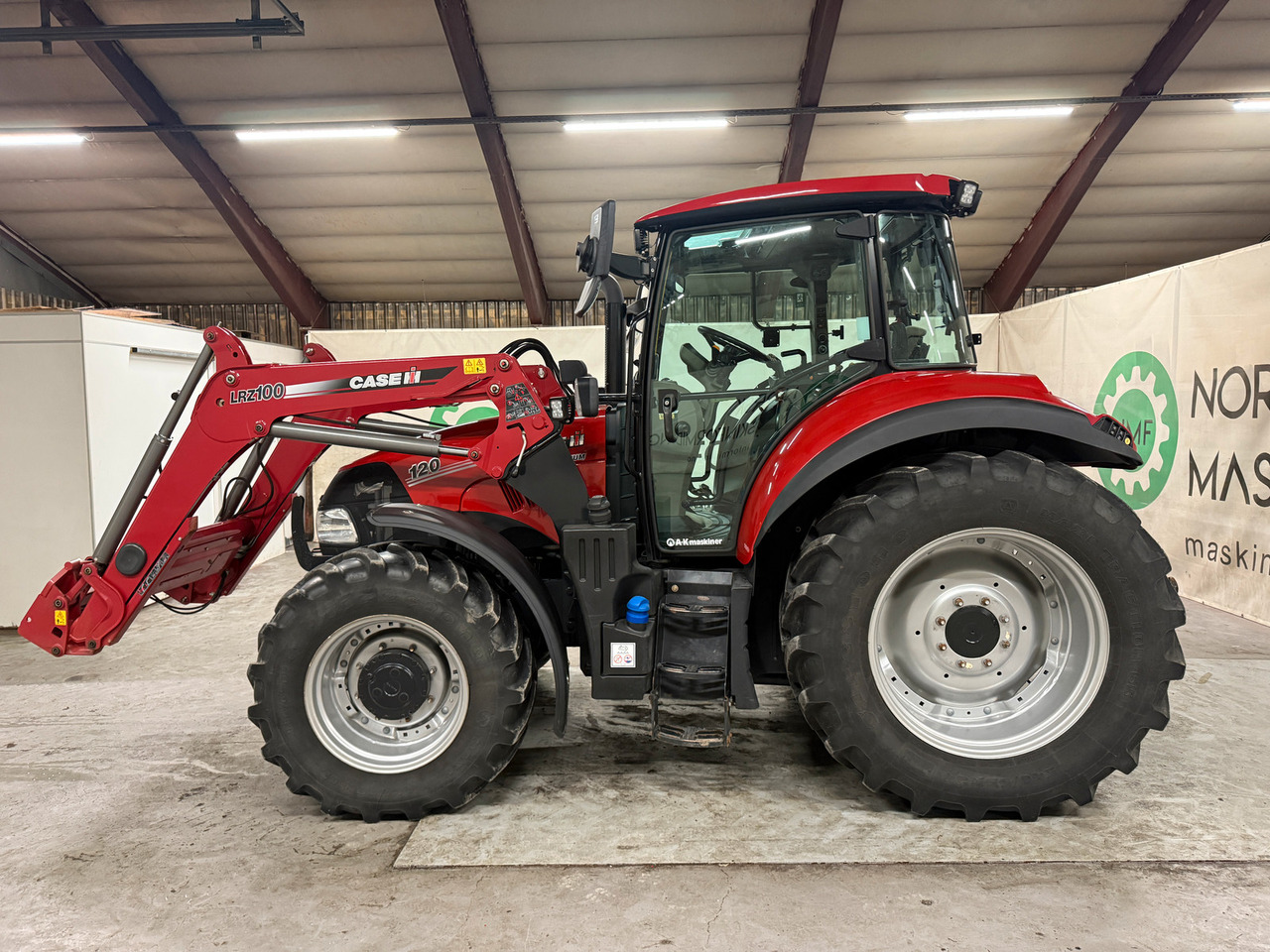 CASE IH Luxxum 120 - Трактор: фото 2 CASE IH Luxxum 120 - Трактор: фото 2