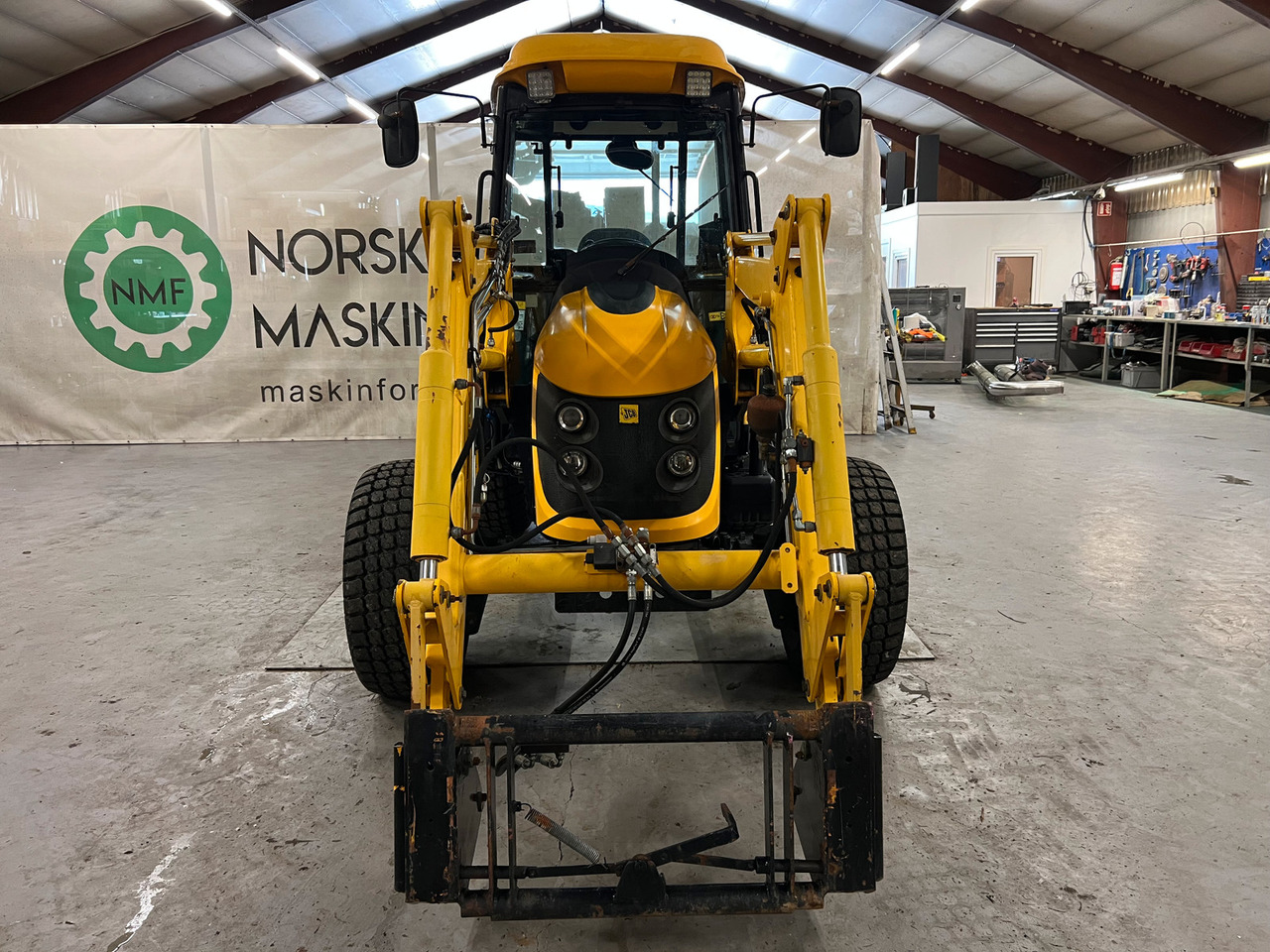 JCB 360 - Трактор: фото 4 JCB 360 - Трактор: фото 4