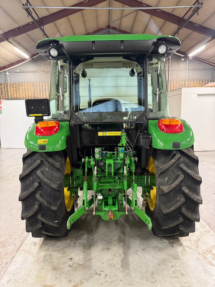John Deere 5075E - Трактор: фото 4 John Deere 5075E - Трактор: фото 4
